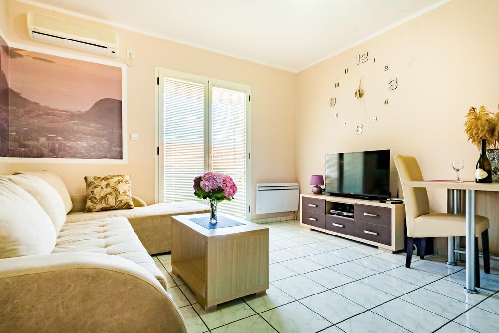 Apartments Adriatic Sveti Stefan Exterior photo